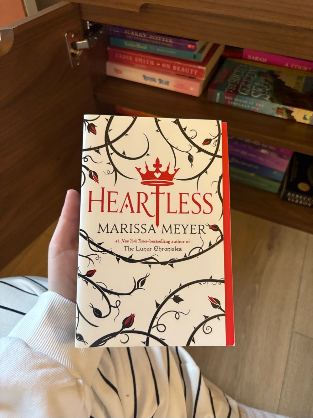 Heartless by Marissa Meyer - White & Red Hardcover/TPB